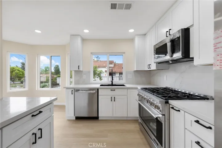 1723 Larkhaven Glen, Escondido, California 92026