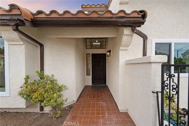 1723 Larkhaven Glen, Escondido, California 92026