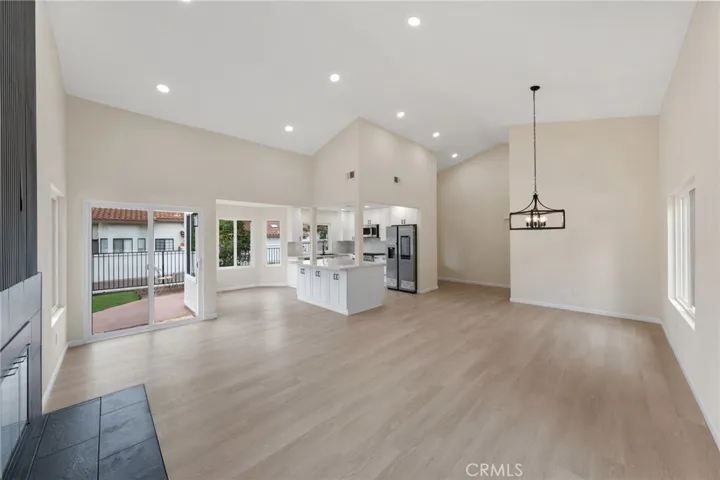 1723 Larkhaven Glen, Escondido, California 92026