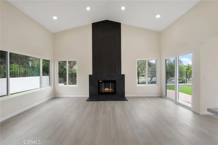 1723 Larkhaven Glen, Escondido, California 92026