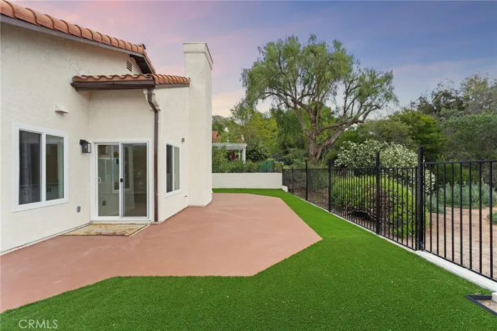 1723 Larkhaven Glen, Escondido, California 92026