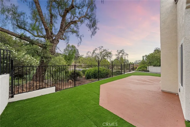 1723 Larkhaven Glen, Escondido, California 92026