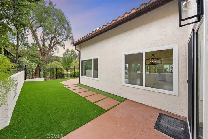 1723 Larkhaven Glen, Escondido, California 92026