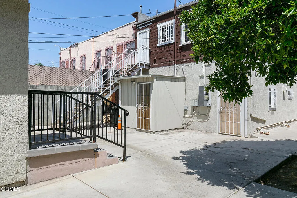 5321 Denker Ave 017-mls