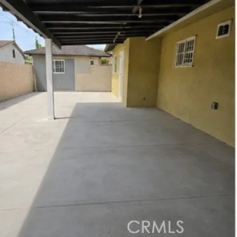 819 E 85th Street, Los Angeles, California 90001