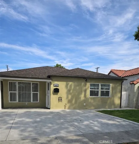 819 E 85th Street, Los Angeles, California 90001