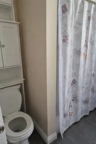 819 E 85th Street, Los Angeles, California 90001