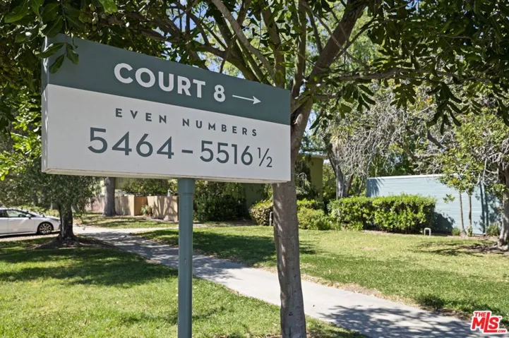 5464 Village Green, Los Angeles, California 90016