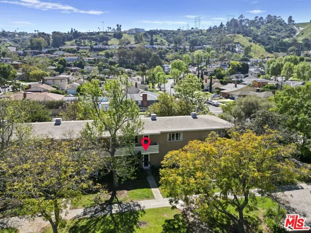 5464 Village Green, Los Angeles, California 90016