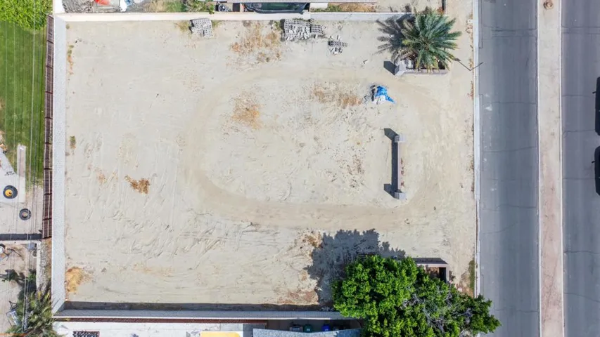 10-Were Focused 81458 Alberta Ave-10