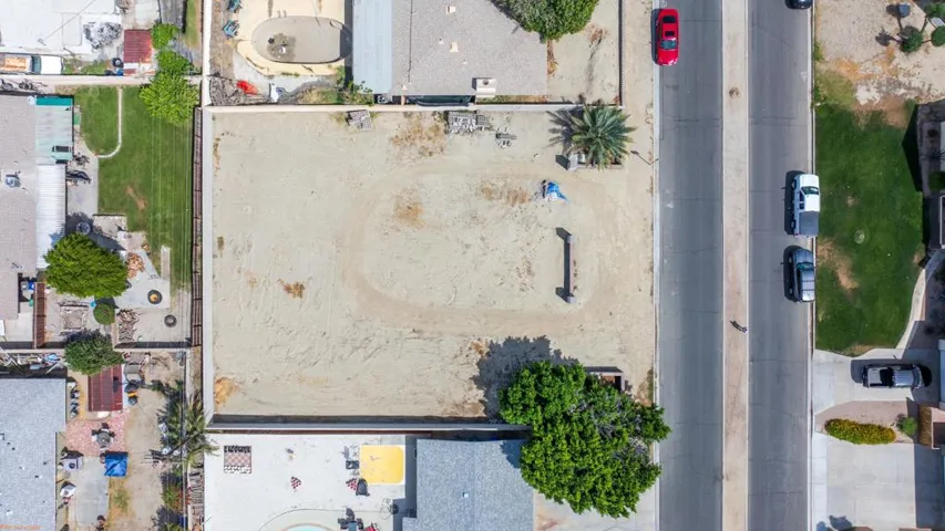 11-Were Focused 81458 Alberta Ave-11