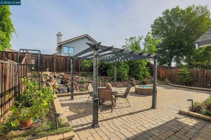 Space to relax or dine