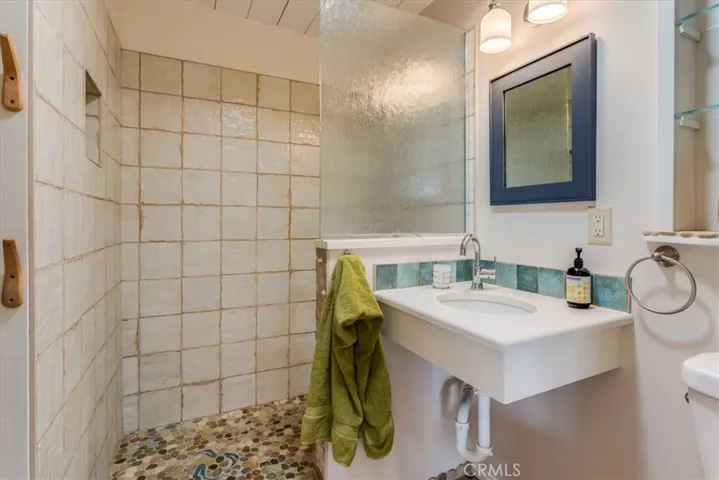 Full Bathroom (Shower only)