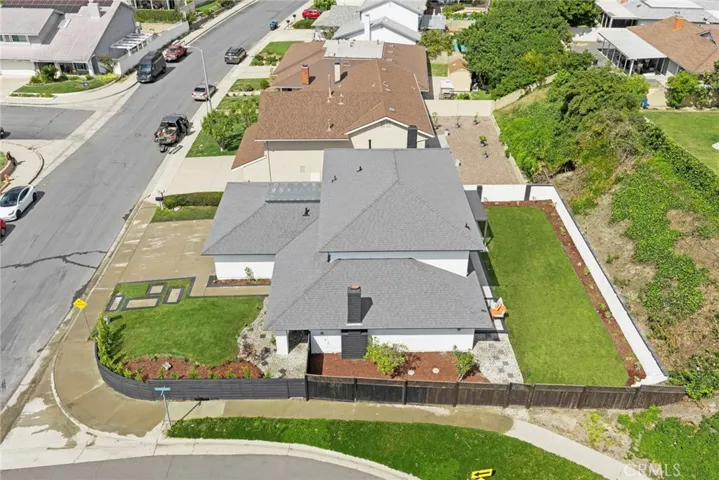 Enjoy easy access to the 5 freeway, 73 toll road, and 241 toll road