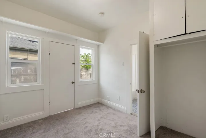ADU
Access on the north side of the home ready for guests or new tenancy.