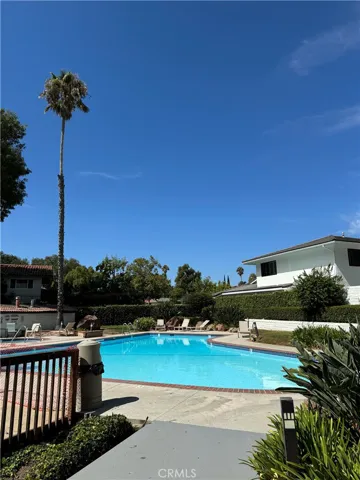 Pool/Jacuzzi
