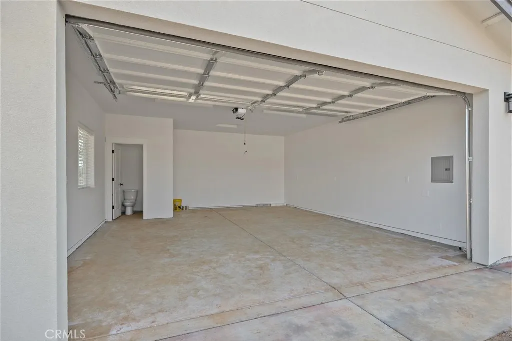 MODEL HOME - Finishes may differ.