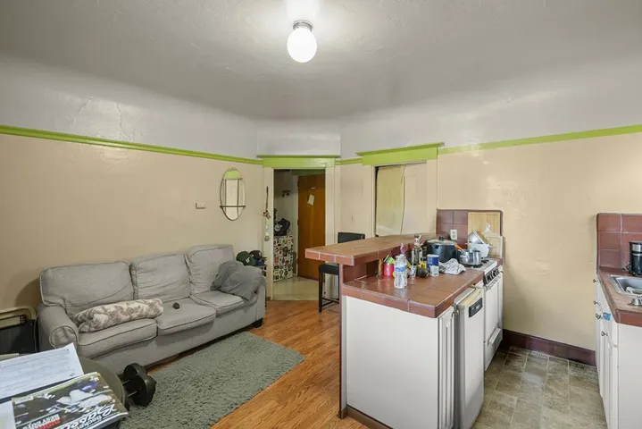 330 Athol Avenue, Oakland, California 94606