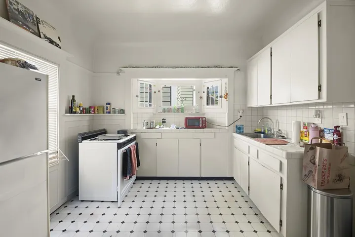 330 Athol Avenue, Oakland, California 94606