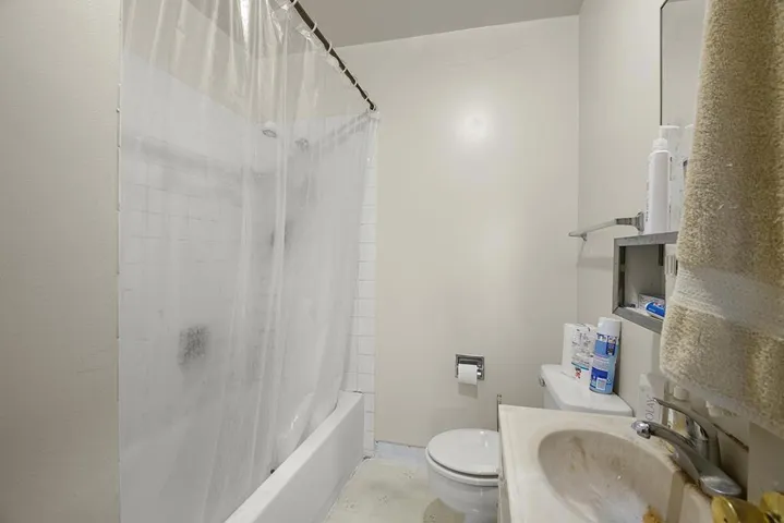 330 Athol Avenue, Oakland, California 94606