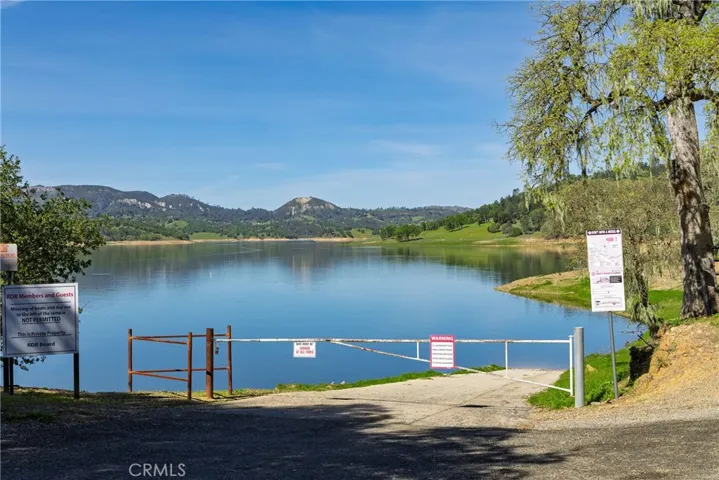 5550 Las Tablas Bay, Paso Robles, California 93446