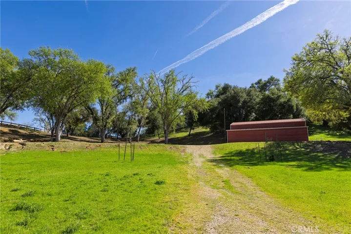 5550 Las Tablas Bay, Paso Robles, California 93446