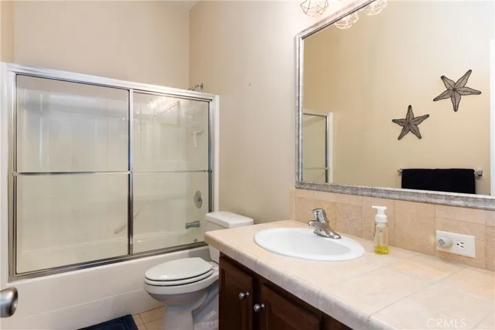 5550 Las Tablas Bay, Paso Robles, California 93446