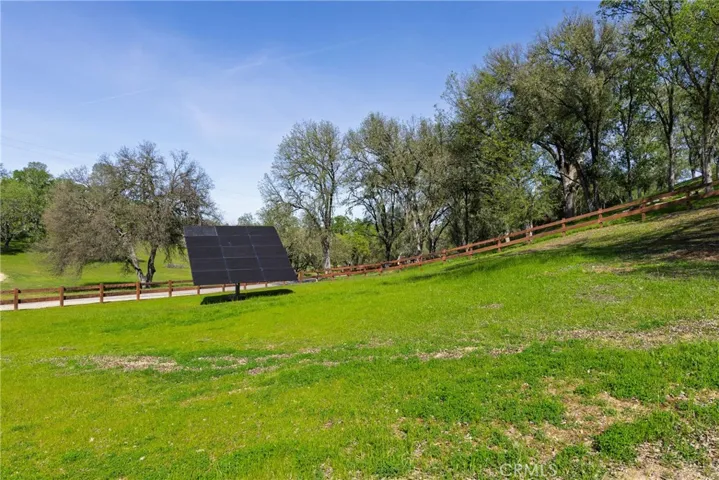 5550 Las Tablas Bay, Paso Robles, California 93446