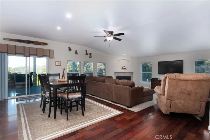 5550 Las Tablas Bay, Paso Robles, California 93446