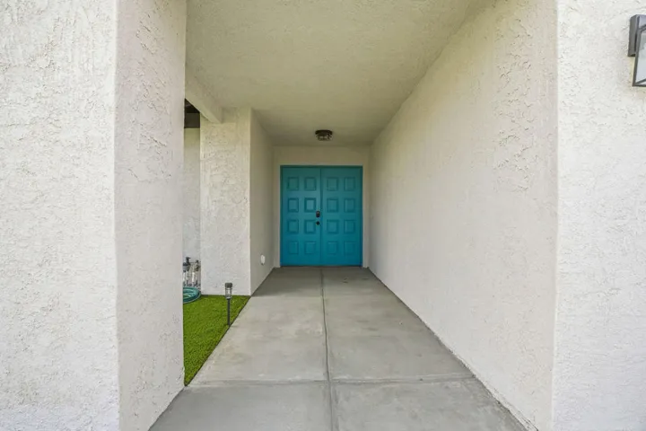 67185OntinaRoad-4