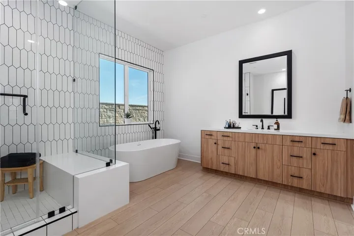 18411 Boulder Bluff, Silverado, California 92676