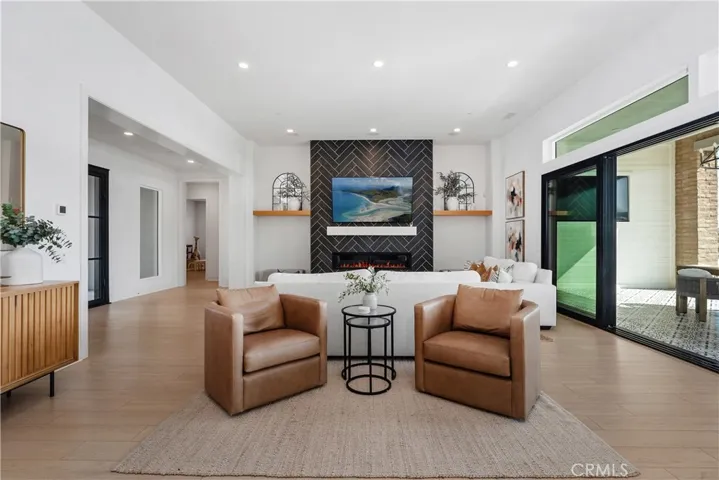 18411 Boulder Bluff, Silverado, California 92676