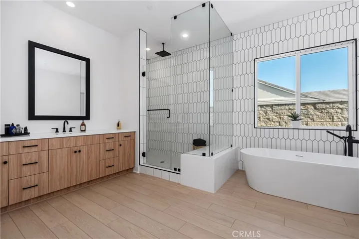 18411 Boulder Bluff, Silverado, California 92676