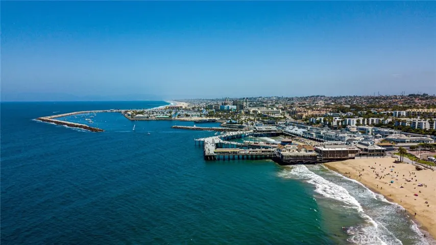 2209 Carnegie Lane 2, Redondo Beach, California 90278