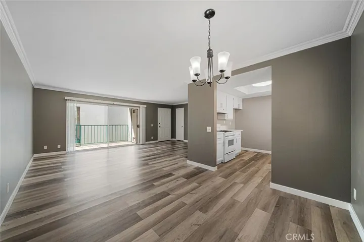Dining Area to Kitchen