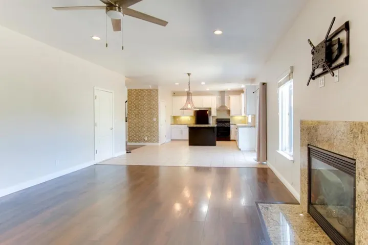 1890 Calistoga Drive, Hollister, California 95023
