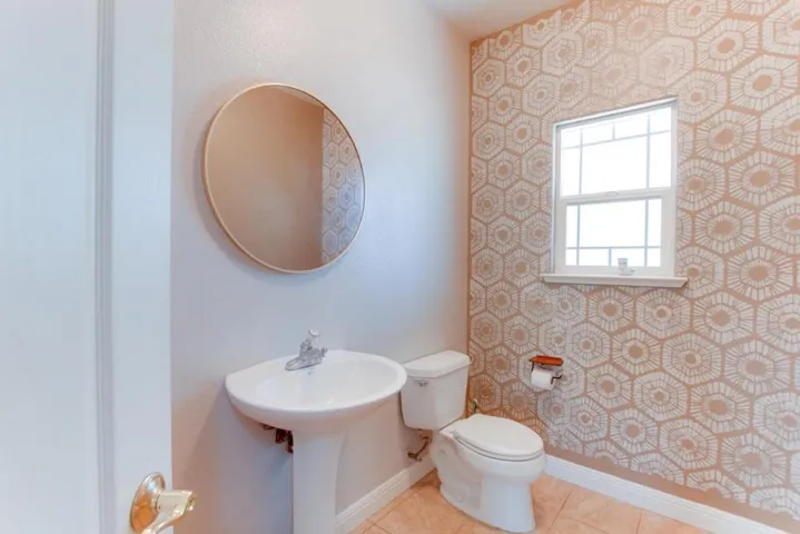 1890 Calistoga Drive, Hollister, California 95023