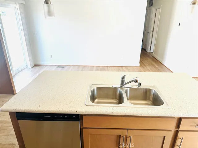 Island Sink