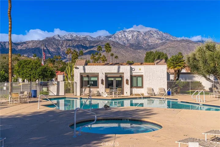 2255 Miramonte W D, Palm Springs, California 92264