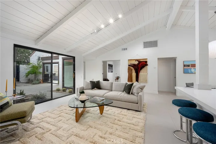 2255 Miramonte W D, Palm Springs, California 92264