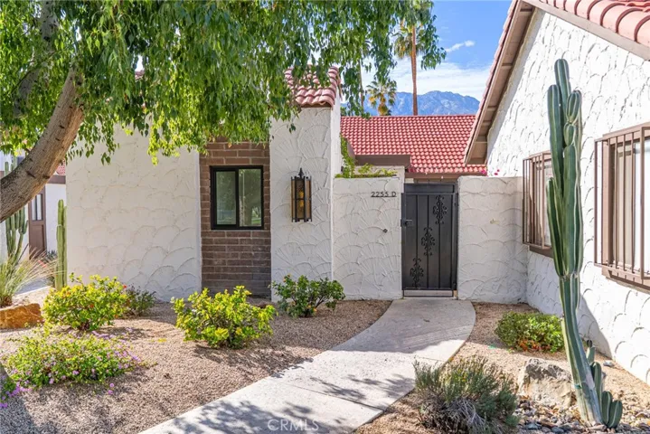 2255 Miramonte W D, Palm Springs, California 92264