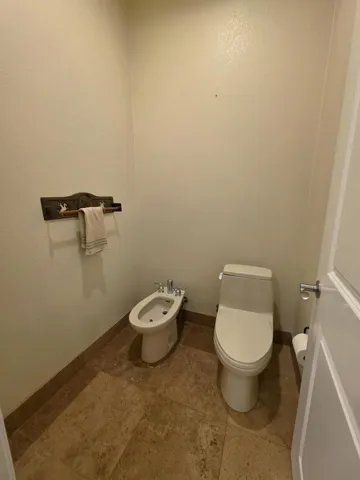 Master Bathroom 4