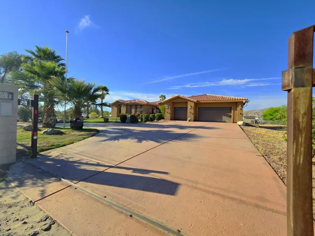 Front Exterior 3