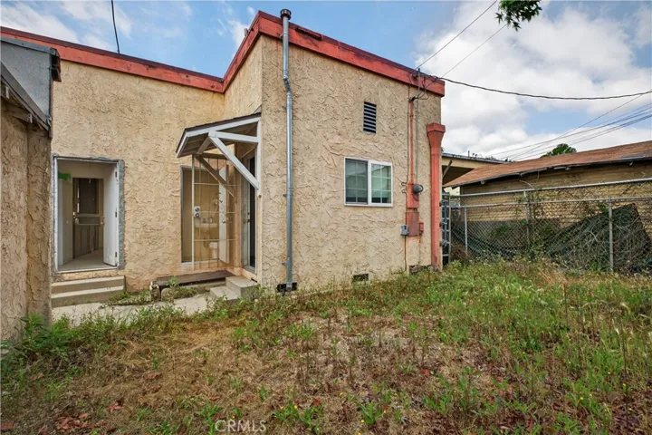 BACK OF THE PROPERTY