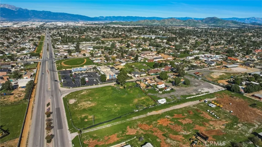 5930 Etiwanda, Jurupa Valley, California 91752