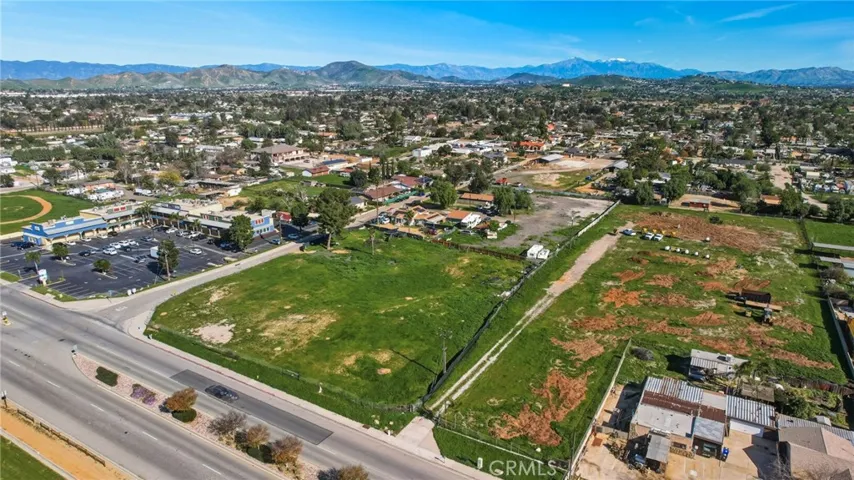 5930 Etiwanda, Jurupa Valley, California 91752