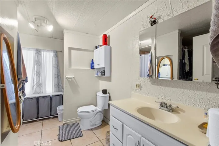 9080 Bloomfield Avenue 33, Cypress, California 90630