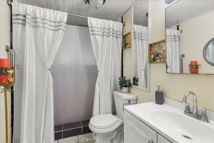 9080 Bloomfield Avenue 33, Cypress, California 90630