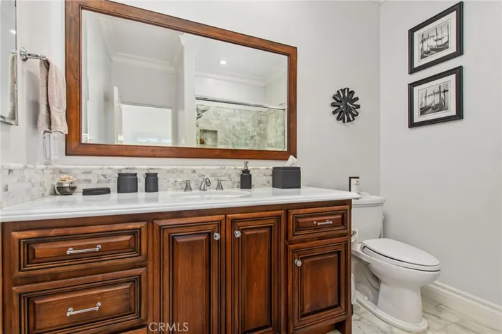 Extra Bedroom with ensuite bathroom