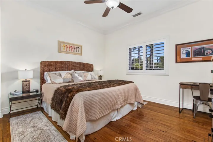 Extra Bedroom with ensuite bathroom